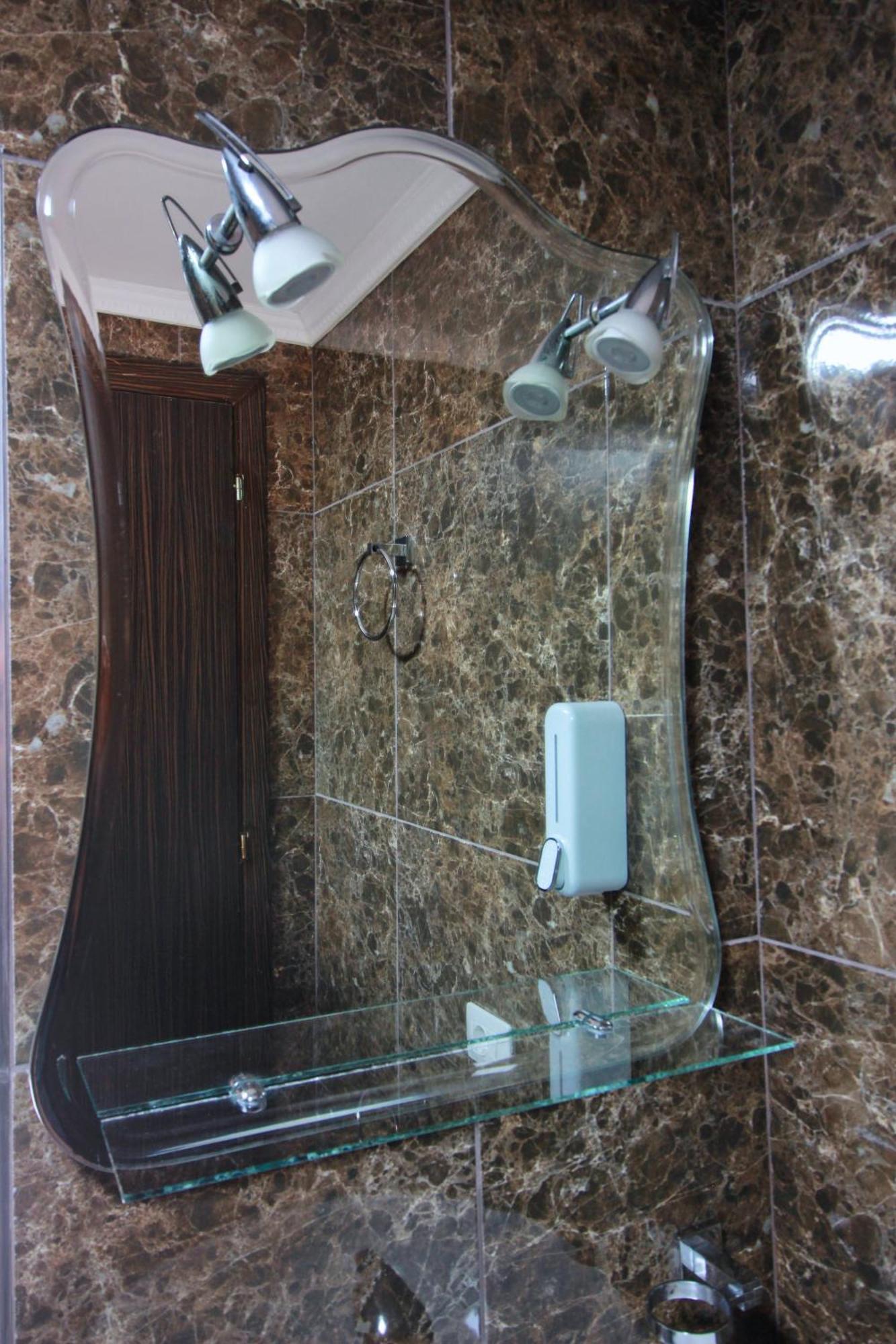 Guest House Denis Gjirokaster Ngoại thất bức ảnh