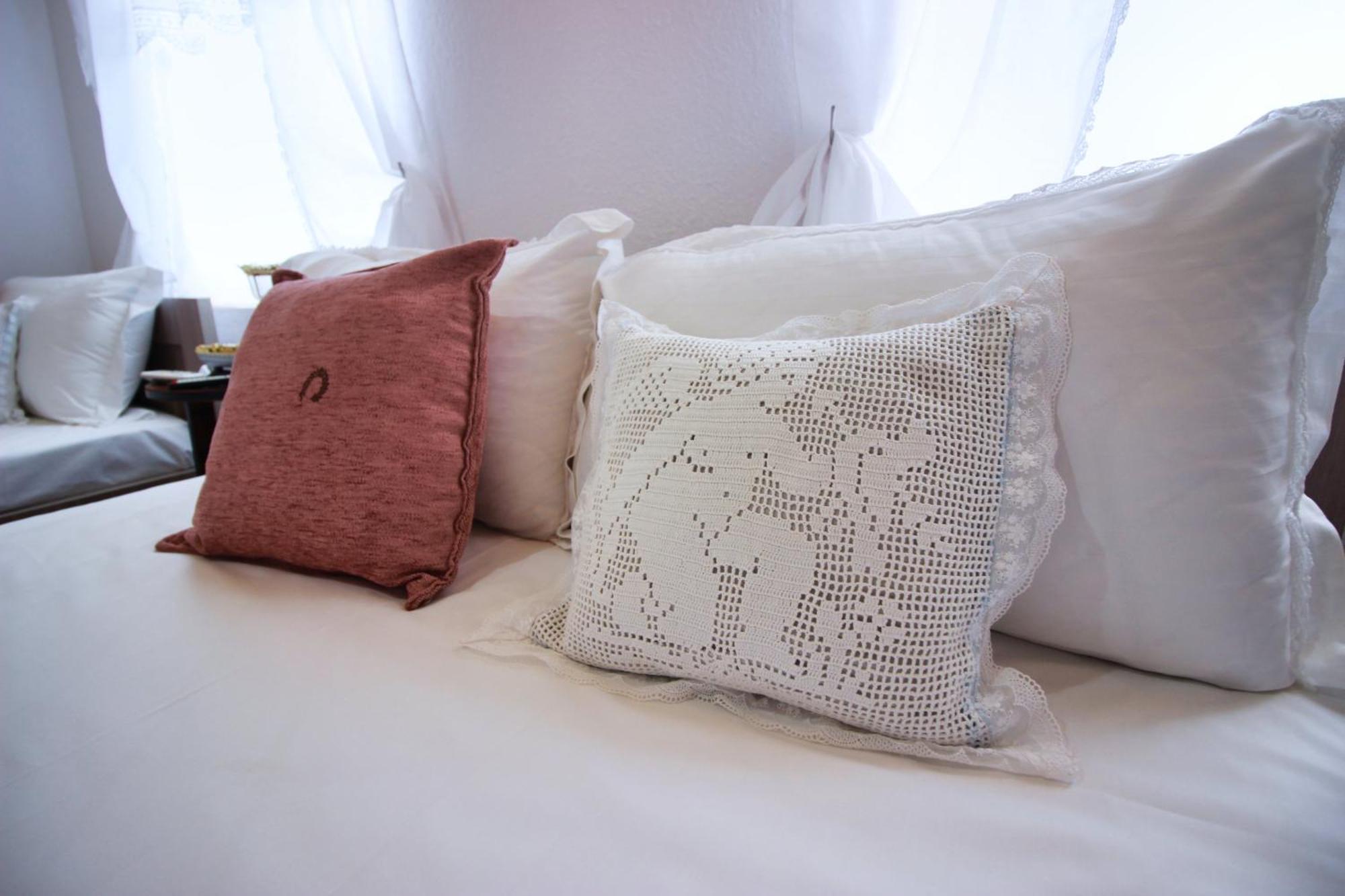 Guest House Denis Gjirokaster Ngoại thất bức ảnh